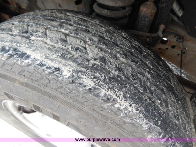 image for item B5841 2007 Ford F250 pickup truck