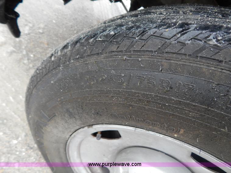 image for item B5841 2007 Ford F250 pickup truck