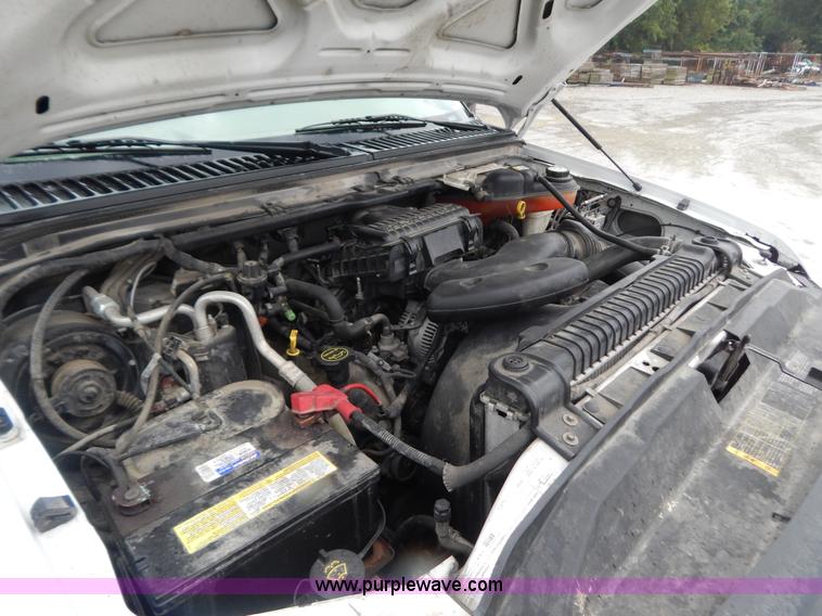 image for item B5841 2007 Ford F250 pickup truck