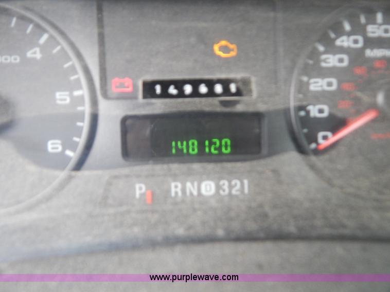 image for item B5841 2007 Ford F250 pickup truck