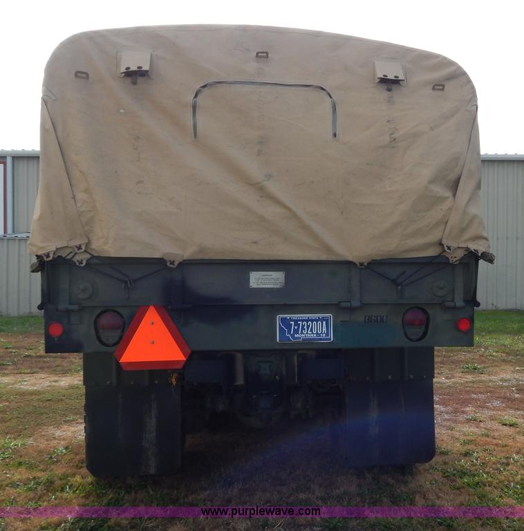 image for item B5933 1984 Am General M925 military truck