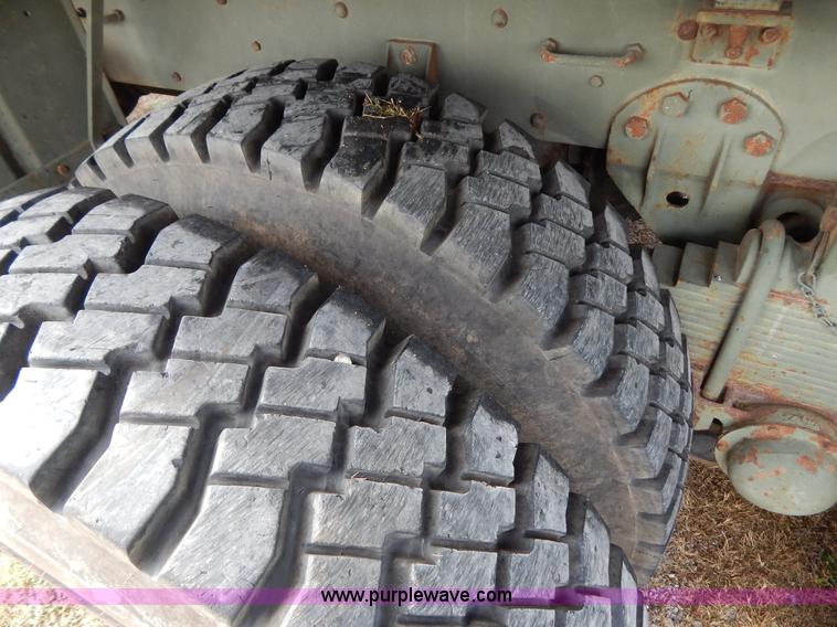 image for item B5933 1984 Am General M925 military truck