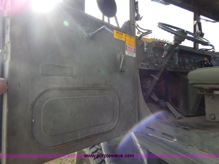 image for item B5933 1984 Am General M925 military truck