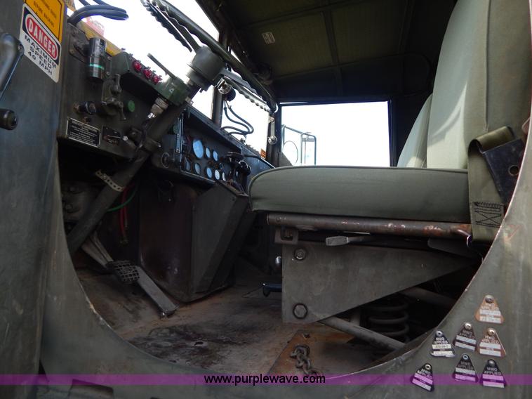 image for item B5933 1984 Am General M925 military truck