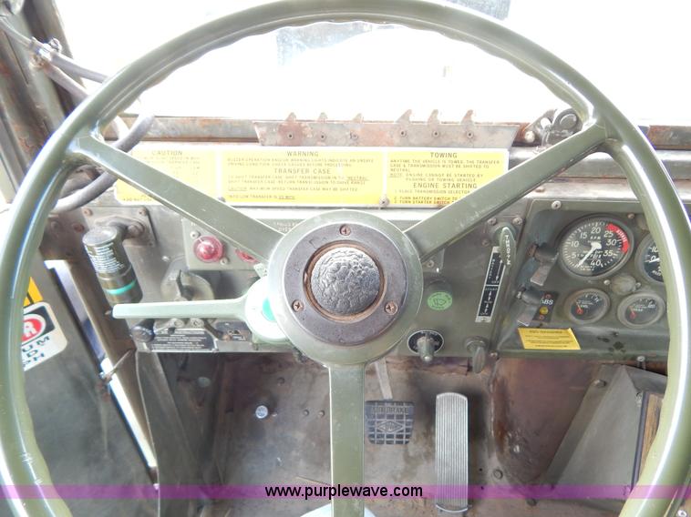 image for item B5933 1984 Am General M925 military truck