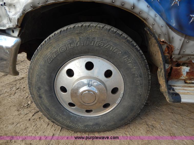 image for item B5944 1994 Ford F350 XL tow truck