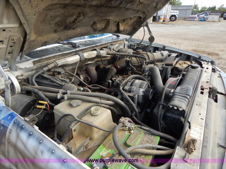 image for item B5944 1994 Ford F350 XL tow truck