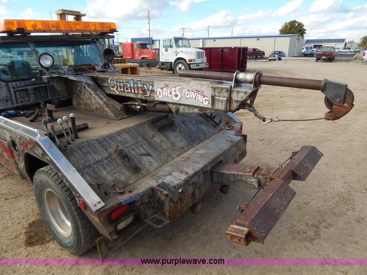 image for item B5944 1994 Ford F350 XL tow truck