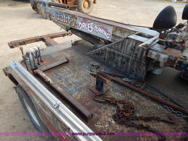 image for item B5944 1994 Ford F350 XL tow truck