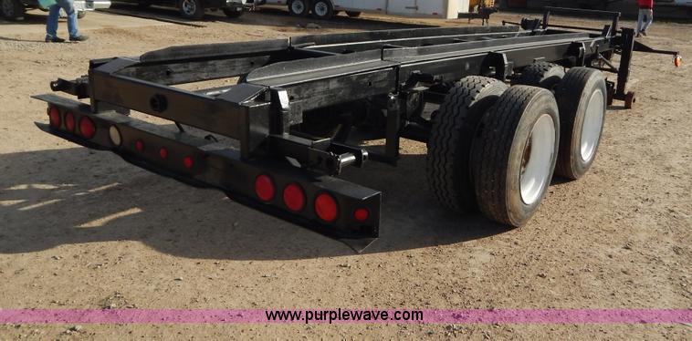 image for item B5949 1990 Galbreath roll off trailer