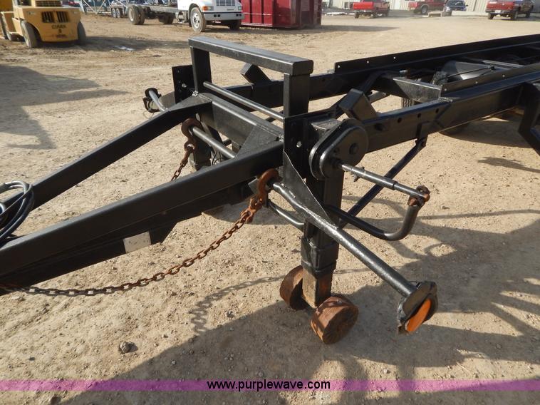 image for item B5949 1990 Galbreath roll off trailer