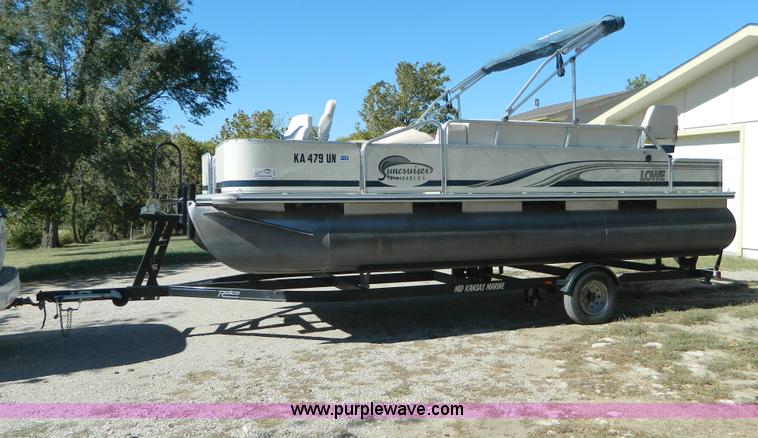 image for item D6041 2002 Lowe Suncruiser Trinidad 204 20' pontoon boat