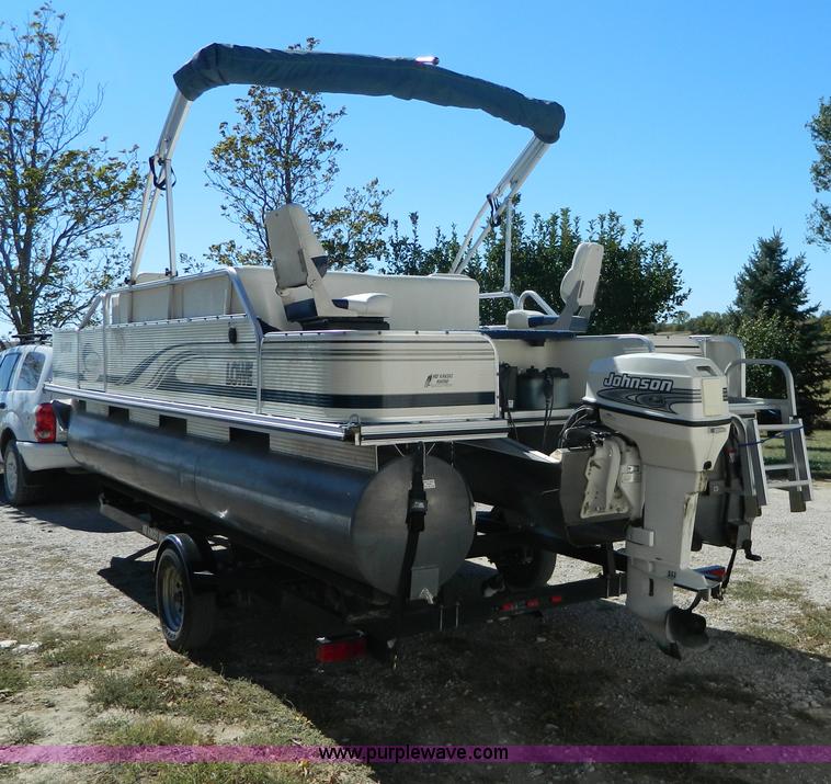 image for item D6041 2002 Lowe Suncruiser Trinidad 204 20' pontoon boat