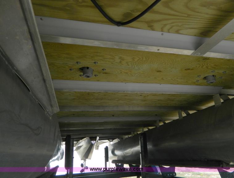 image for item D6041 2002 Lowe Suncruiser Trinidad 204 20' pontoon boat