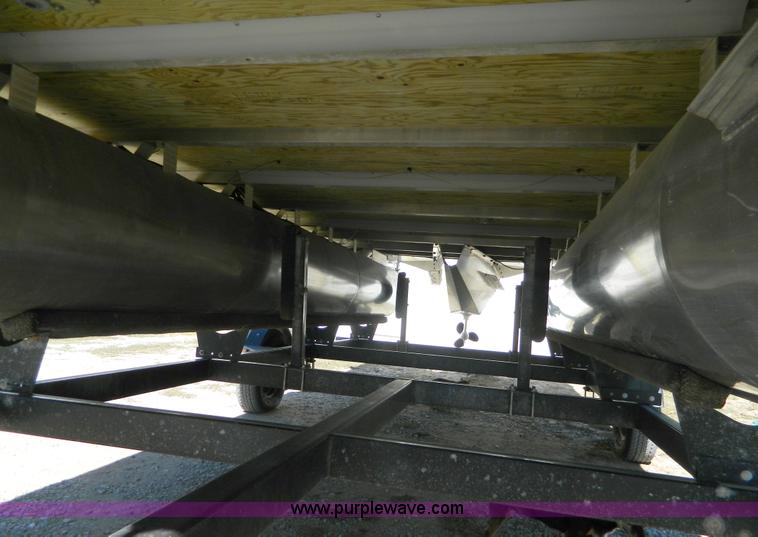 image for item D6041 2002 Lowe Suncruiser Trinidad 204 20' pontoon boat