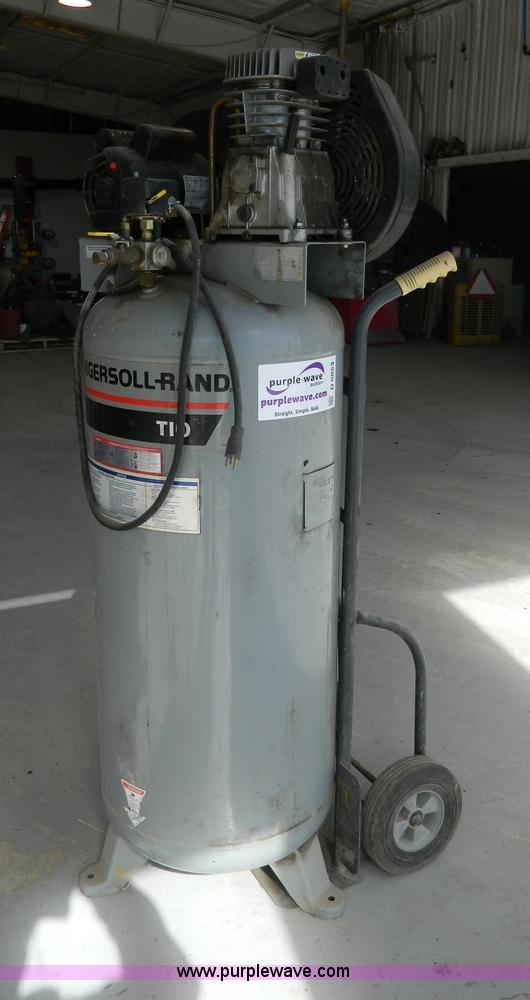 image for item D6053 Ingersoll Rand T10 vertical air compressor
