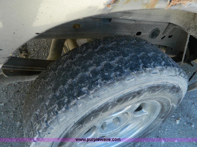 image for item D6055 2000 Chevrolet Silverado 1500 Ext. Cab pickup truck