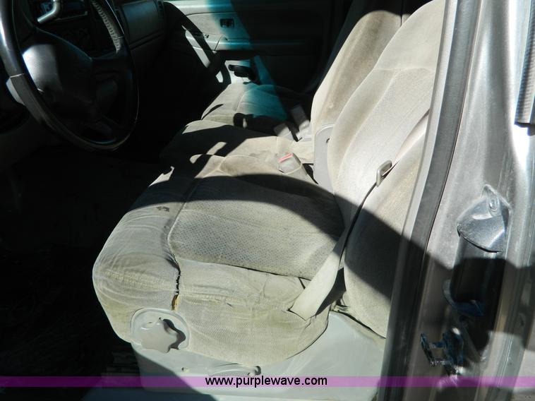 image for item D6055 2000 Chevrolet Silverado 1500 Ext. Cab pickup truck