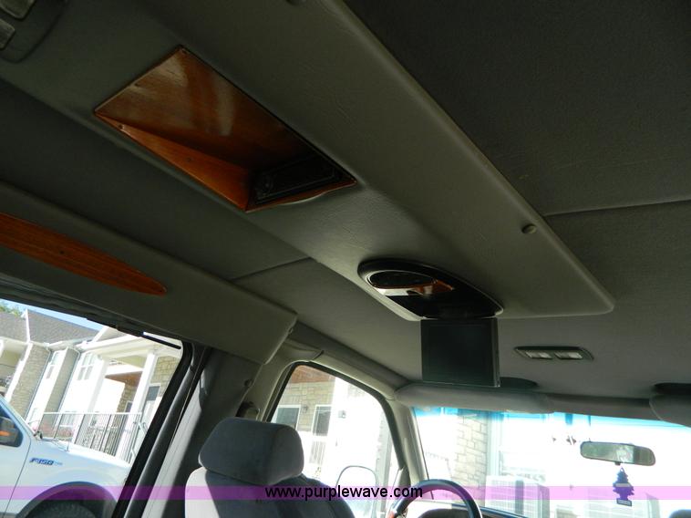 image for item D6056 1999 Chevrolet Express 1500 Cargo van