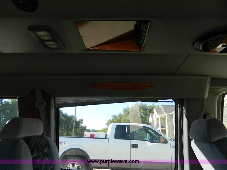 image for item D6056 1999 Chevrolet Express 1500 Cargo van