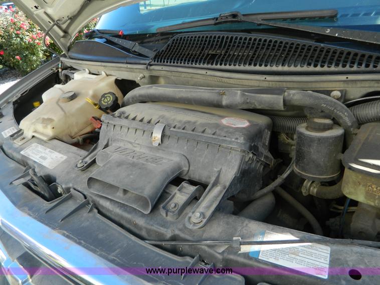 image for item D6056 1999 Chevrolet Express 1500 Cargo van