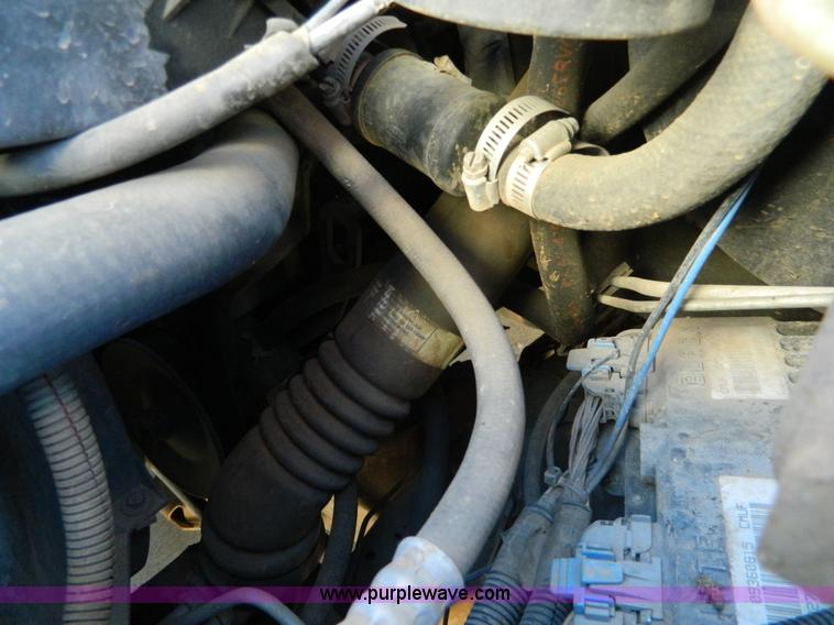 image for item D6056 1999 Chevrolet Express 1500 Cargo van