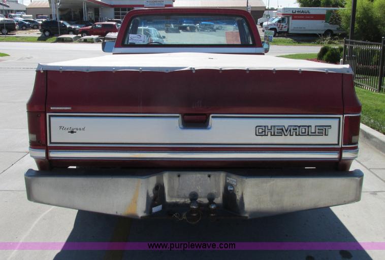 image for item F5320 1987 Chevrolet Silverado C10 pickup truck