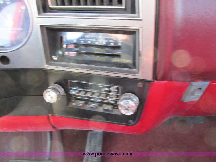 image for item F5320 1987 Chevrolet Silverado C10 pickup truck