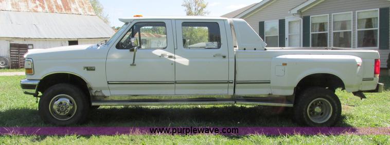 image for item F5322 1995 Ford F350 XLT Crew Cab pickup truck