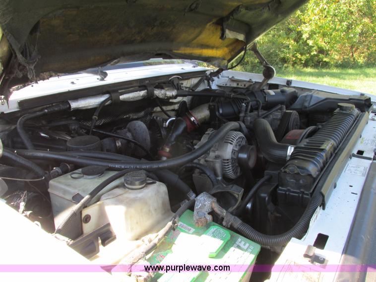 image for item F5322 1995 Ford F350 XLT Crew Cab pickup truck