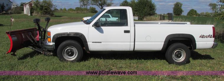 image for item F5323 1999 Chevrolet 2500 pickup truck