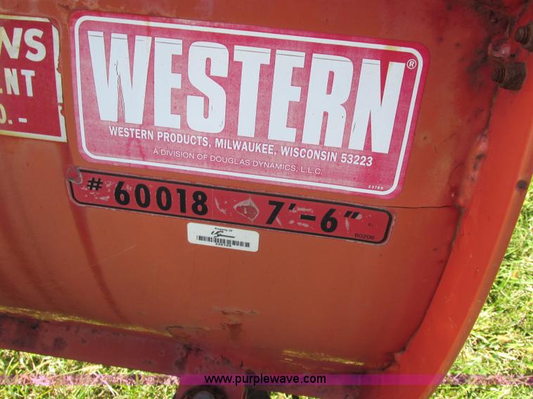 image for item F5323 1999 Chevrolet 2500 pickup truck