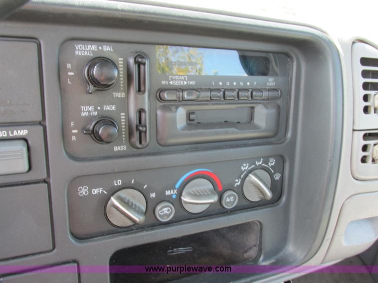 image for item F5323 1999 Chevrolet 2500 pickup truck