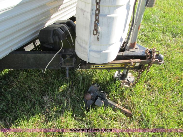 image for item F5325 1995 Skyline Nomad 2591 25' camper