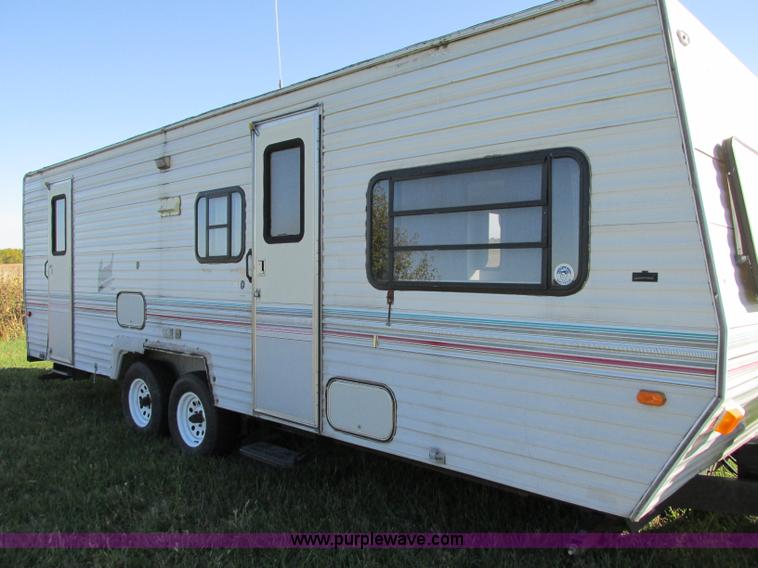 image for item F5325 1995 Skyline Nomad 2591 25' camper