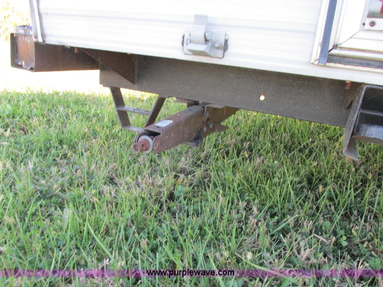 image for item F5325 1995 Skyline Nomad 2591 25' camper