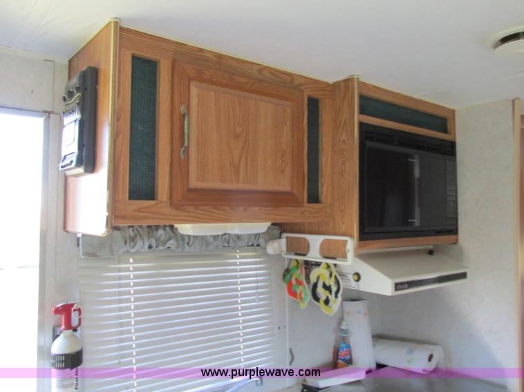 image for item F5325 1995 Skyline Nomad 2591 25' camper