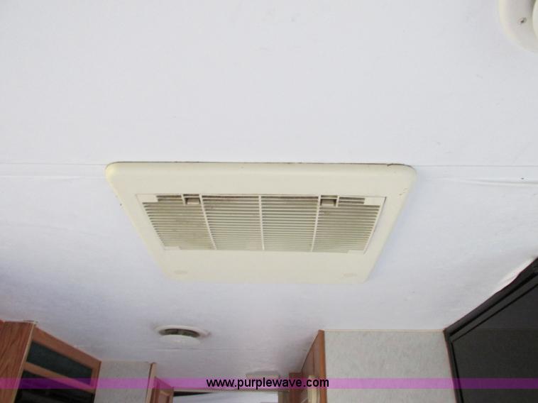 image for item F5325 1995 Skyline Nomad 2591 25' camper