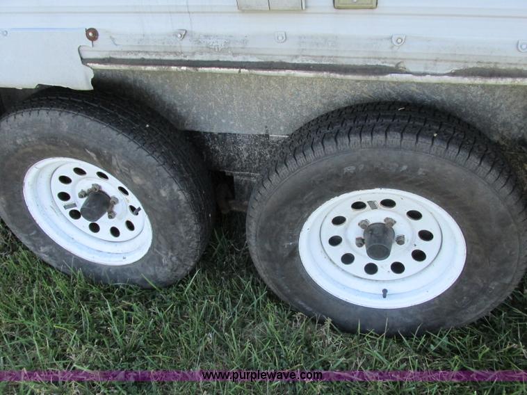 image for item F5325 1995 Skyline Nomad 2591 25' camper