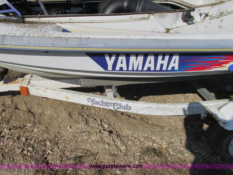 image for item F5350 1995 Yamaha Wave Raider personal watercraft