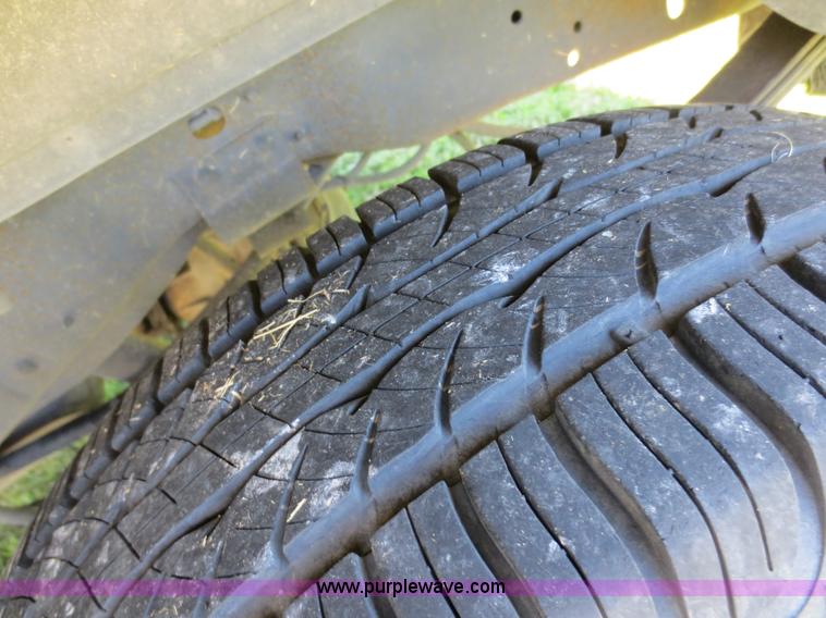 image for item F6704 1995 Ford F150 XLT pickup truck