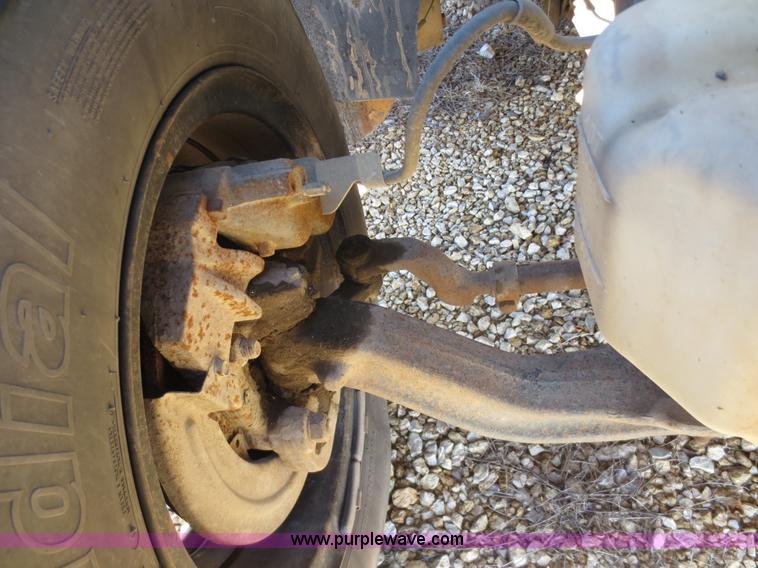 image for item F6719 1990 GMC school bus