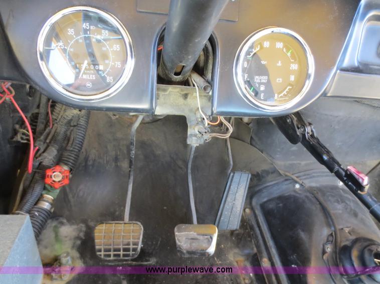 image for item F6719 1990 GMC school bus