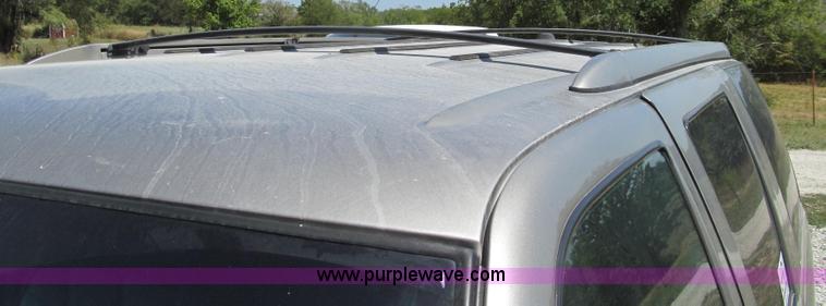 image for item G2093 2000 Cadillac Escalade SUV