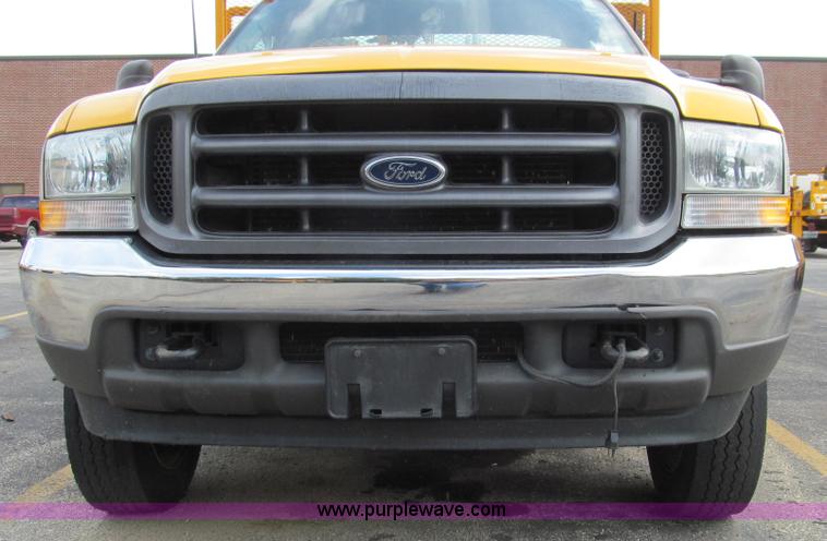 image for item G2131 2002 Ford F550 utility truck
