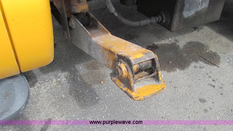 image for item G2131 2002 Ford F550 utility truck