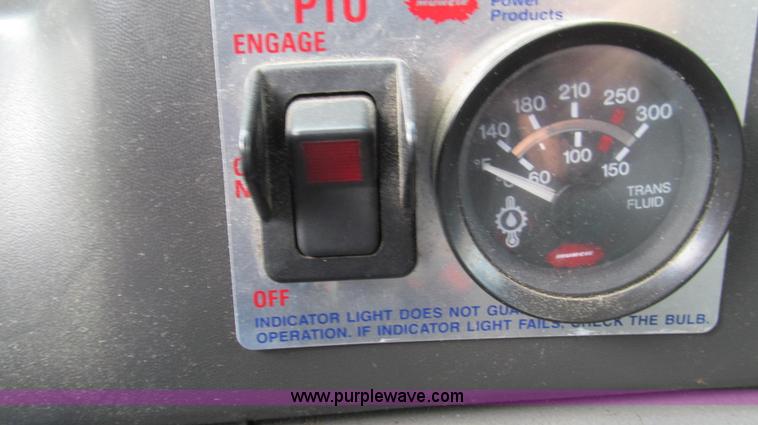 image for item G2131 2002 Ford F550 utility truck