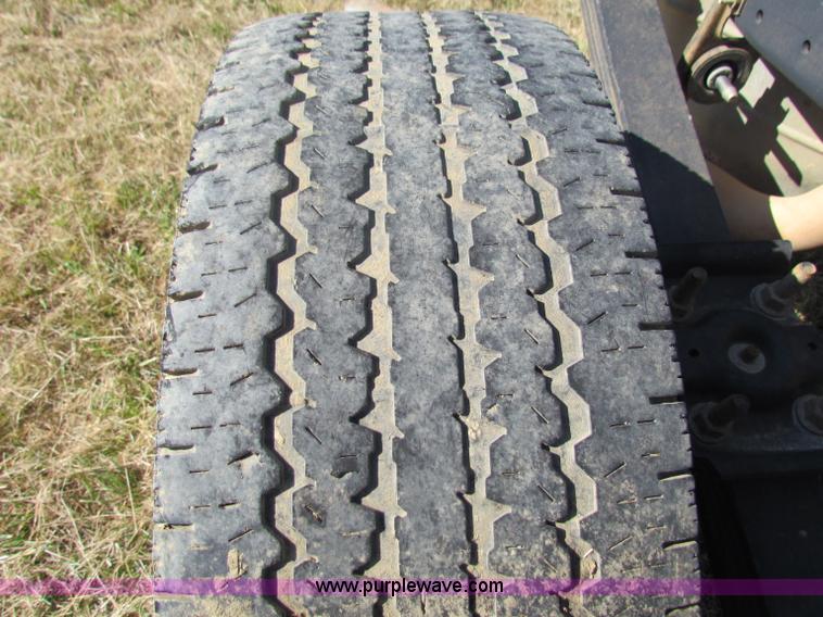 image for item G4301 2008 Ford F250 Super Duty cab and chassis truck