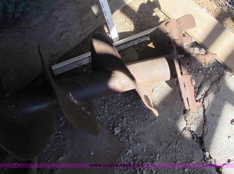 image for item G4307 Mark II Earth Borer hydraulic auger