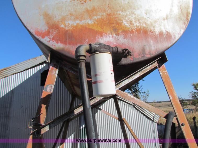 image for item G4311 300 gallon fuel tank